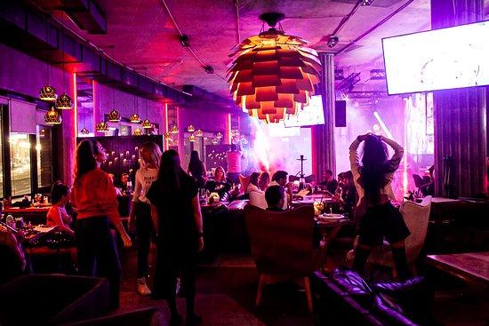 Canadian Club & Restaurant